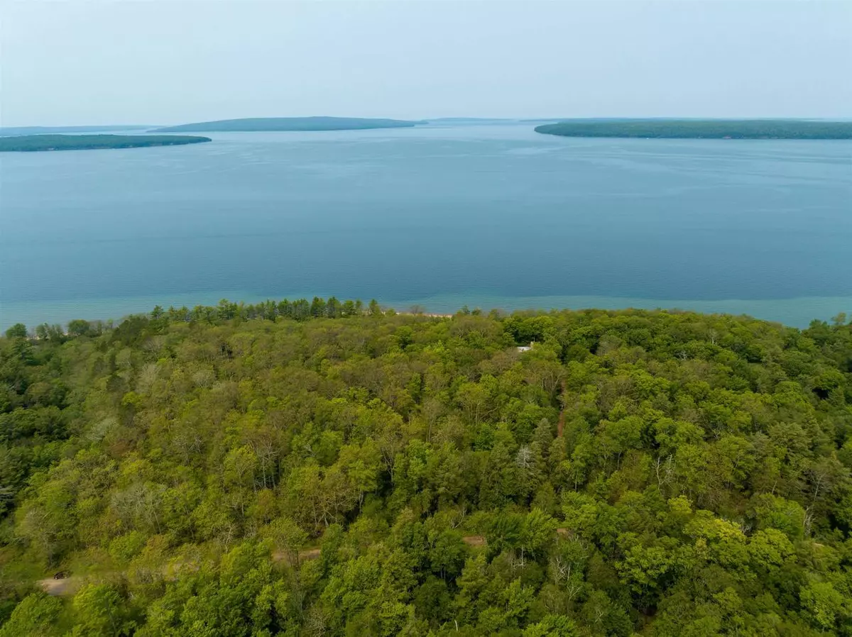 La Pointe, WI 54850,3392 North Shore Rd