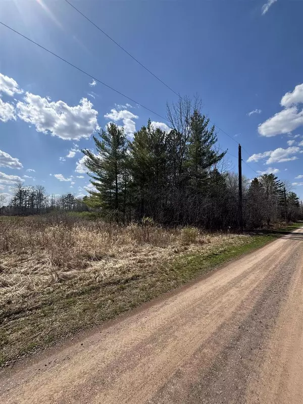 Ashland, WI 54806,5th Ave E