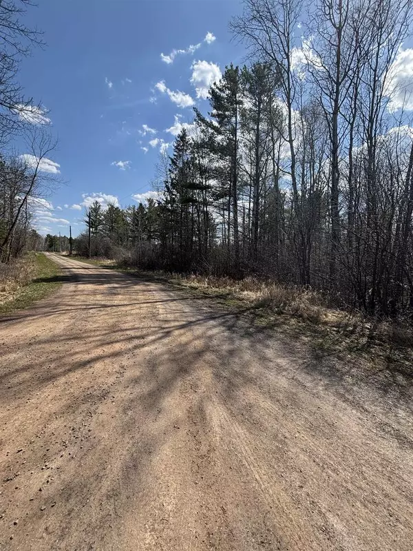 5th Ave E, Ashland, WI 54806