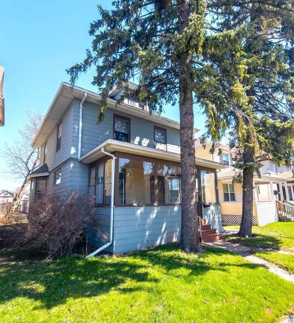 1307 N 18th St, Superior, WI 54880