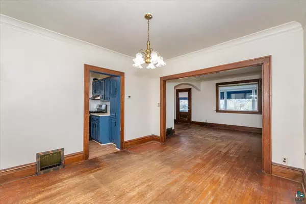 Superior, WI 54880,2628 John Ave