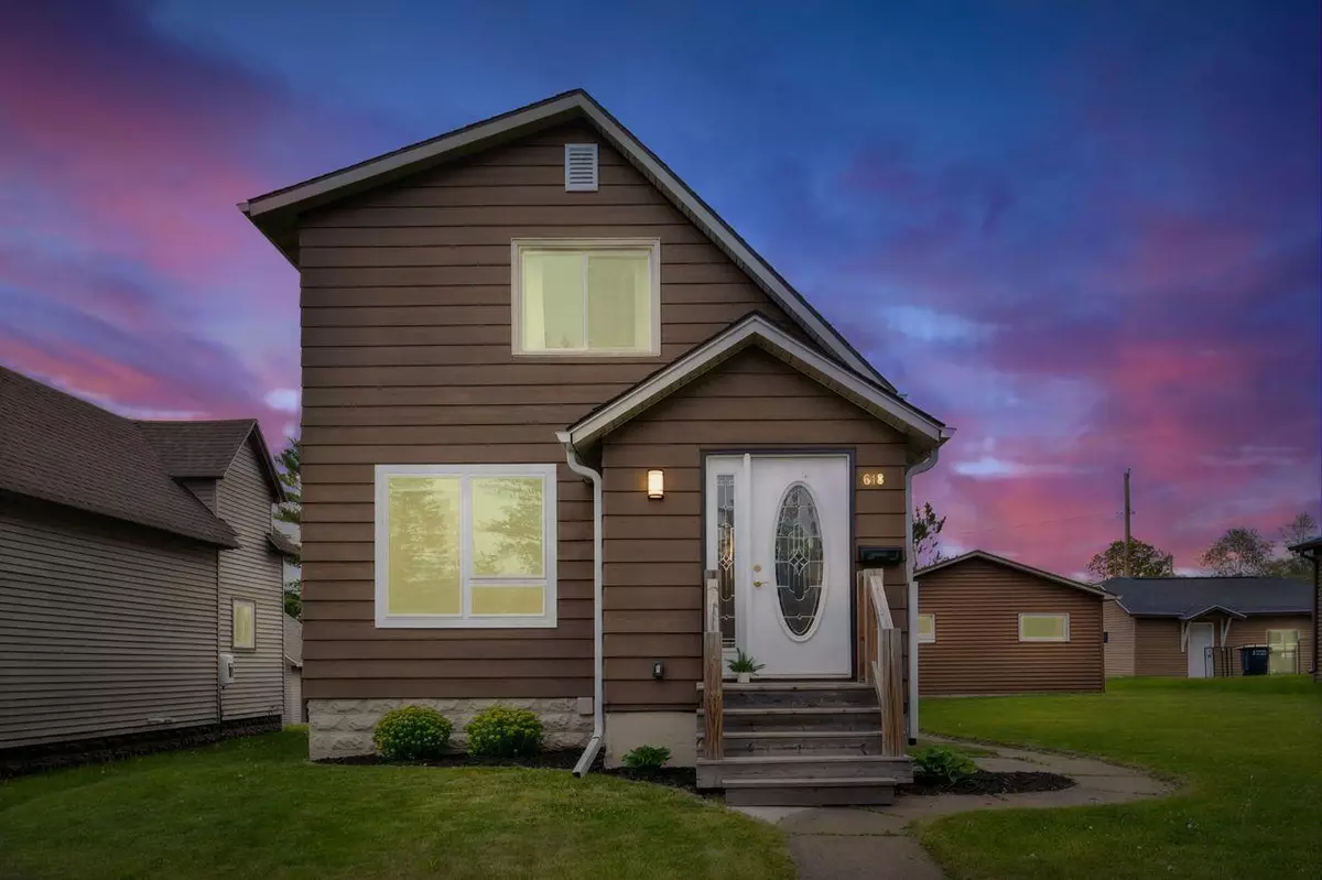 Ashland, WI 54806,618 17th Ave W