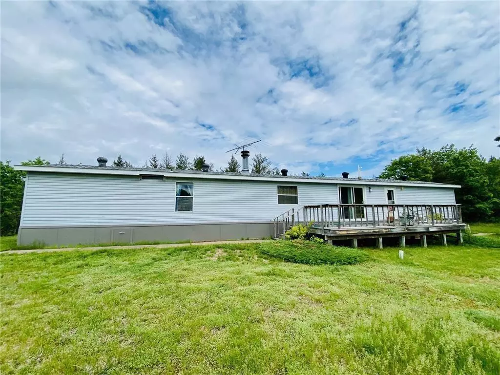 Gordon, WI 54838,11380 E Townline Rd