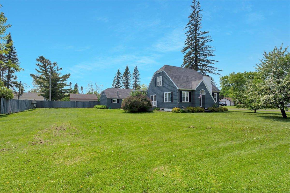 1602 E 5th St, Superior, WI 54880
