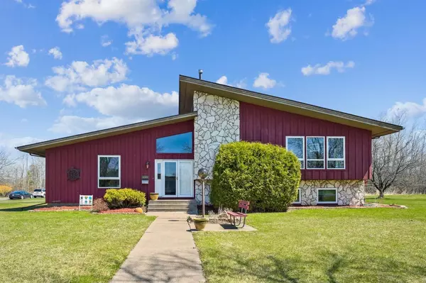 1505 E 10th St, Superior, WI 54880