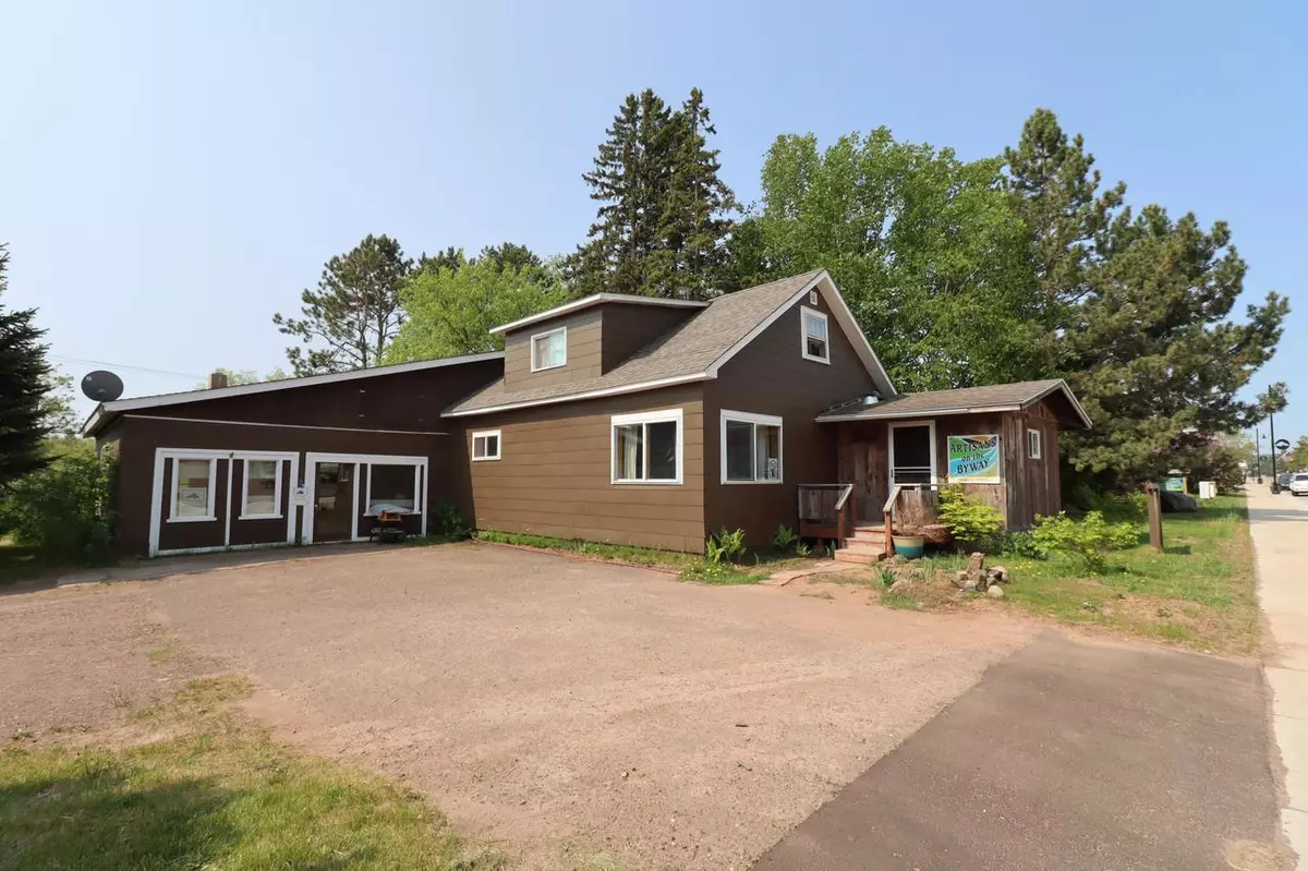 Washburn, WI 54891,406 W Bayfield St