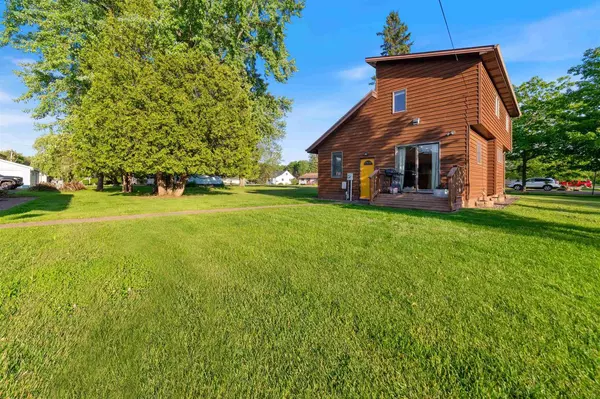 Superior, WI 54880,1023 Central Ave