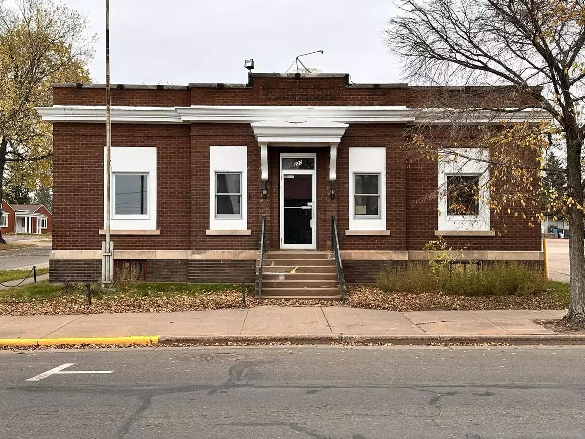 Ashland, WI 54806,220 Main St E