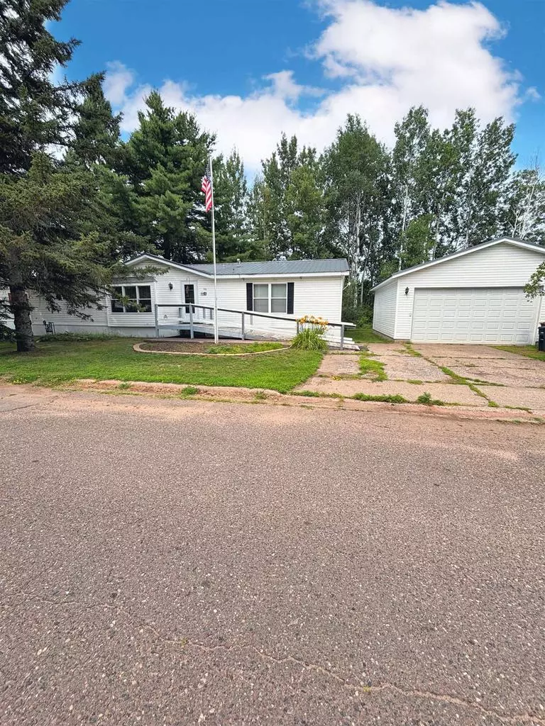 Ashland, WI 54806,116 Spruce St