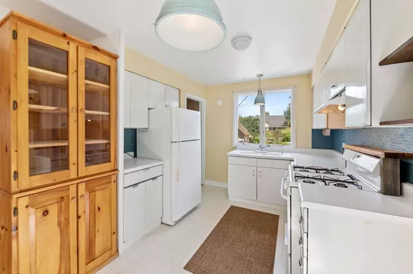 Ashland, WI 54806,914 2nd Ave W