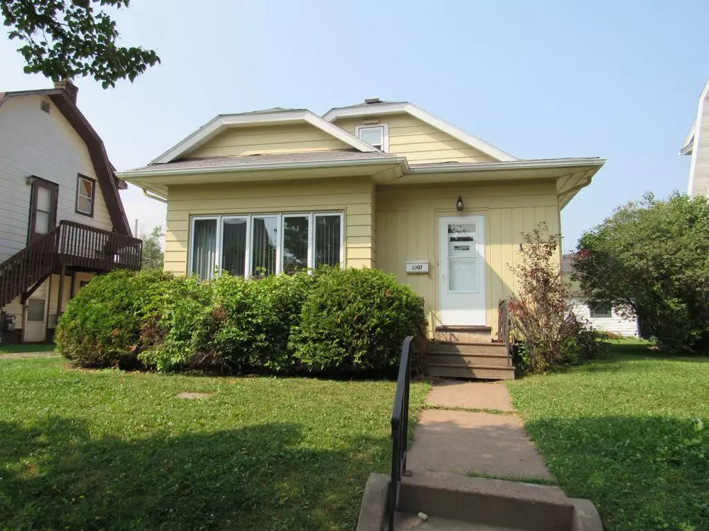 Superior, WI 54880,1007 Harrison St