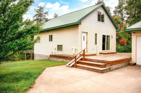 54755 Silverwolf Dr, Solon Springs, WI 54873