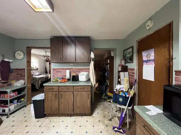 Ashland, WI 54806,320 12th Ave W