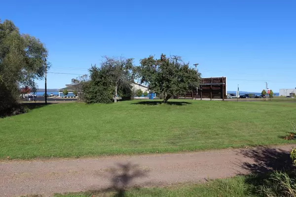 Ashland, WI 54806,2123 Main St E