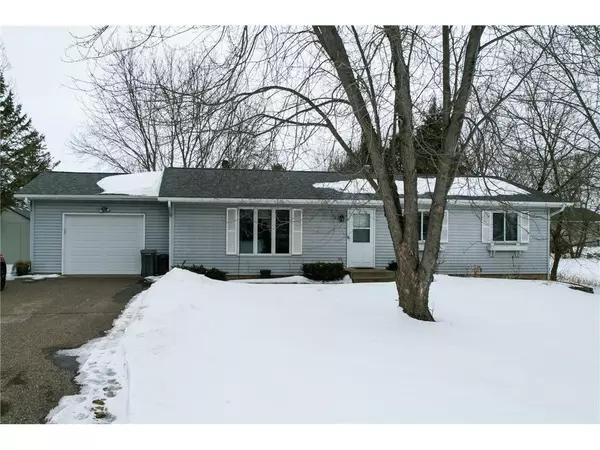 122 Park St,  Star Prairie,  WI 54026