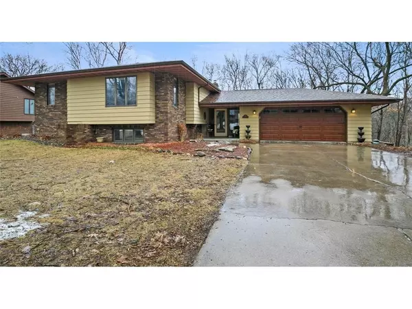 River Falls, WI 54022,515 River Hills Dr
