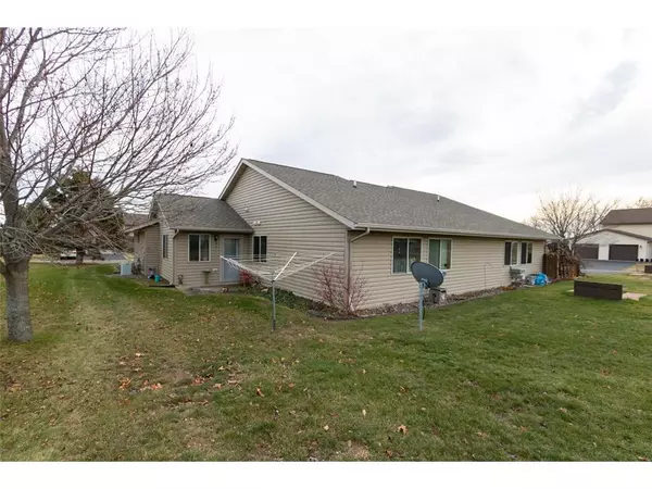 128 Hialeah St, Osceola, WI 54020