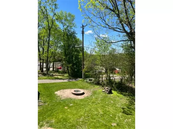 Prescott, WI 54021,319 Locust St