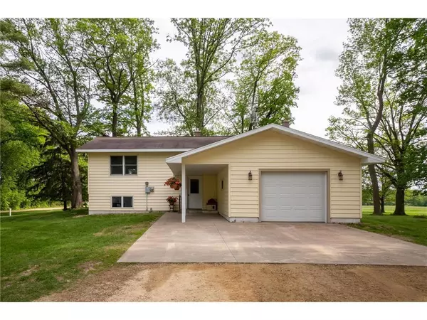 Clear Lake, WI 54005,347 10th Avenue