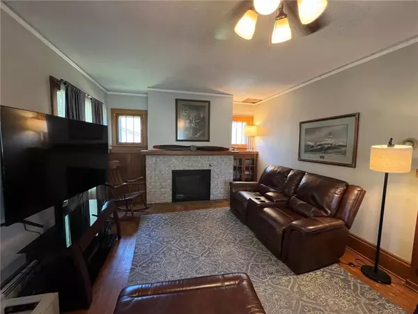 Glenwood City, WI 54013,309 E Oak Street