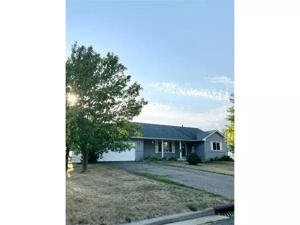 Roberts, WI 54023,609 Hillcrest Dr