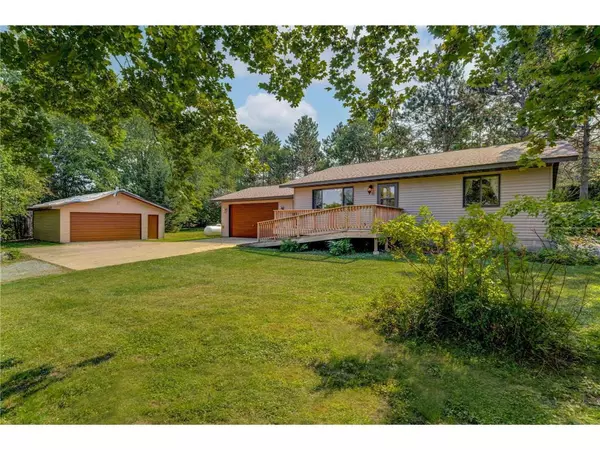 882 50th Avenue, Clear Lake, WI 54005