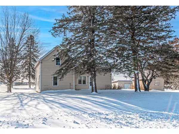 New Richmond, WI 54017,849 County Road H