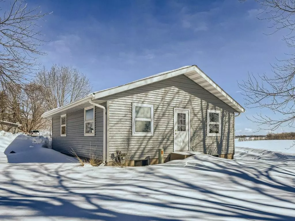 Osceola, WI 54020,264 State Hwy 35