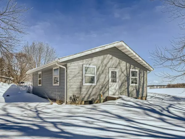264 State Hwy 35, Osceola, WI 54020