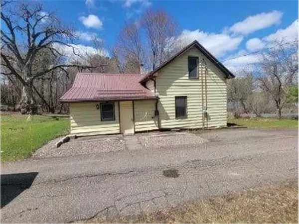 Star Prairie, WI 54026,1938 W Church Road