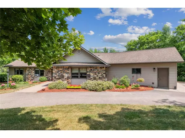 Glenwood City, WI 54013,225 3rd Street