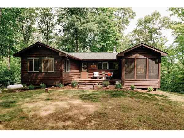 Stone Lake, WI 54876,5484 N Ham Holly Drive