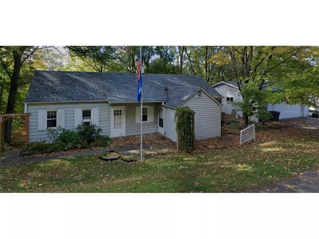 Saint Croix Falls, WI 54024,411 S Adams Street