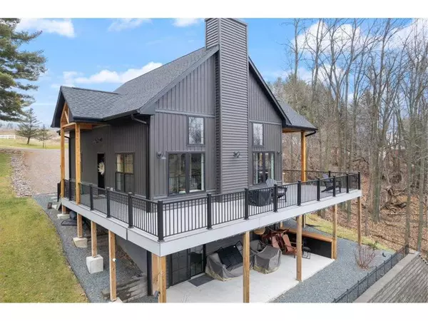 Grantsburg, WI 54840,21107 Deer Lane Circle