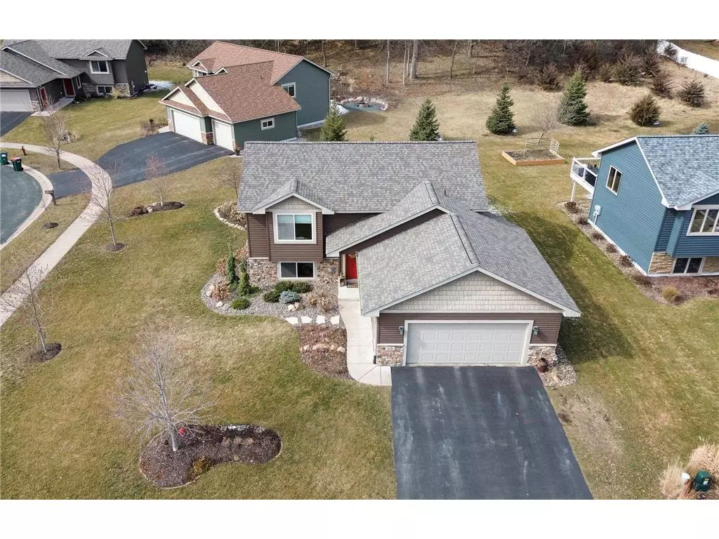 River Falls, WI 54022,519 Glenmeadow Street