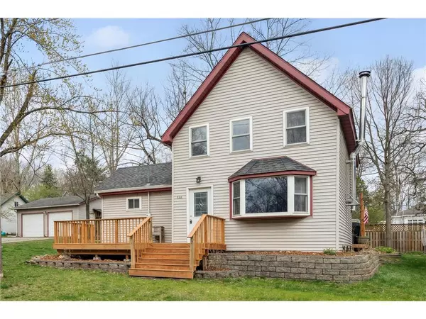 Prescott, WI 54021,516 Pearl Street