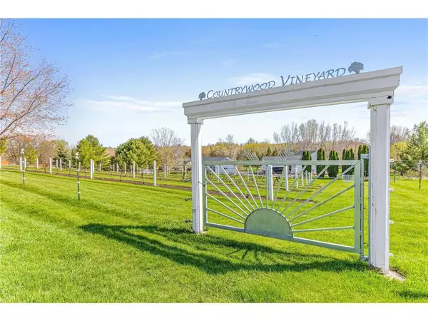 Hudson, WI 54016,693 Buttercup Court