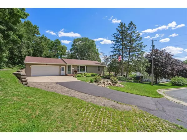 616 N 4th Street, River Falls, WI 54022