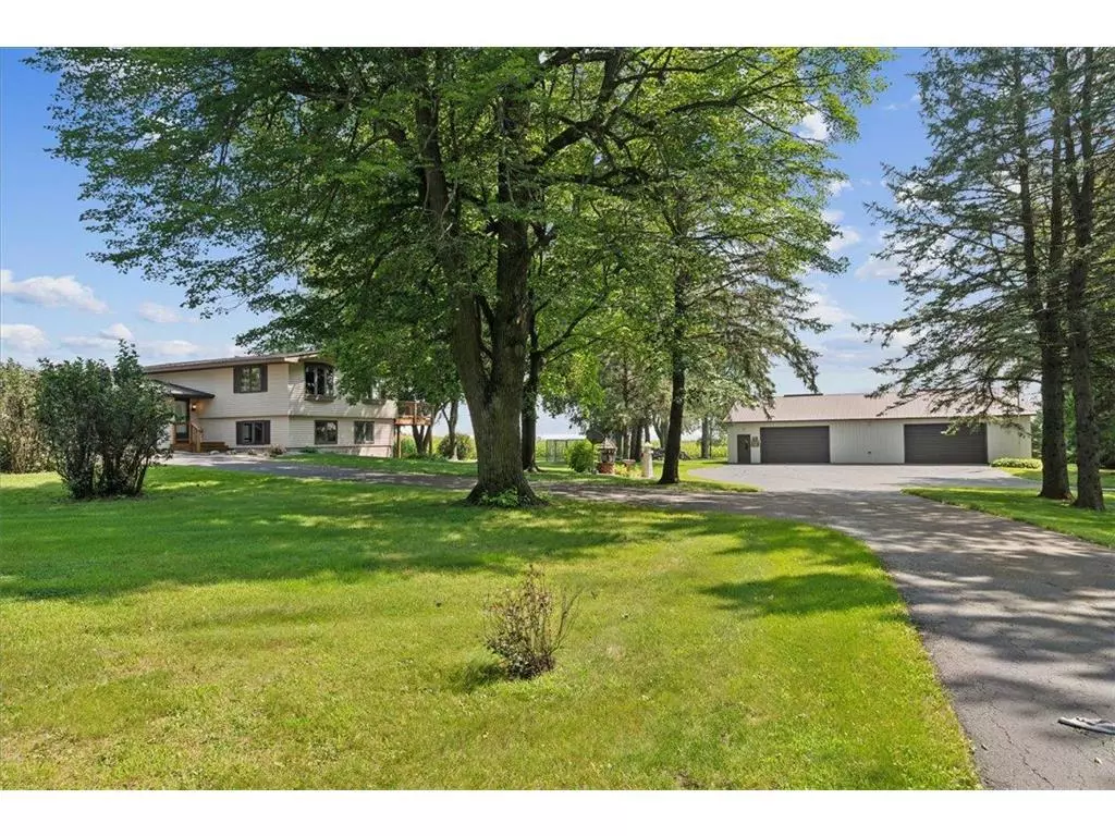 Roberts, WI 54023,1031 100th Avenue