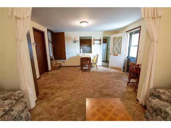 Alma, WI 54610,909 S 2nd Street