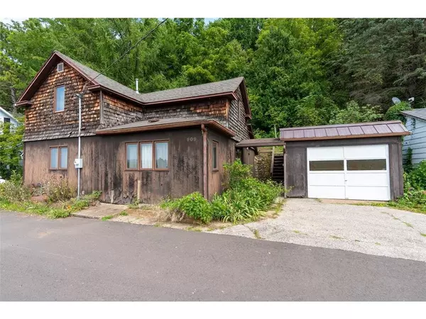 Alma, WI 54610,909 S 2nd Street