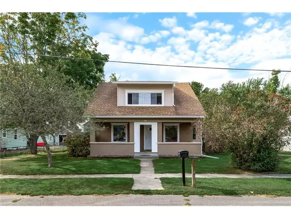 1425 Comstock Avenue, Cumberland, WI 54829