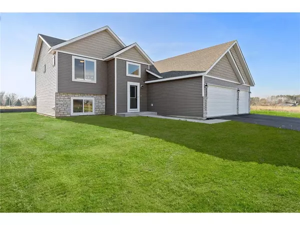 464 Delta Queen Avenue, Prescott, WI 54021