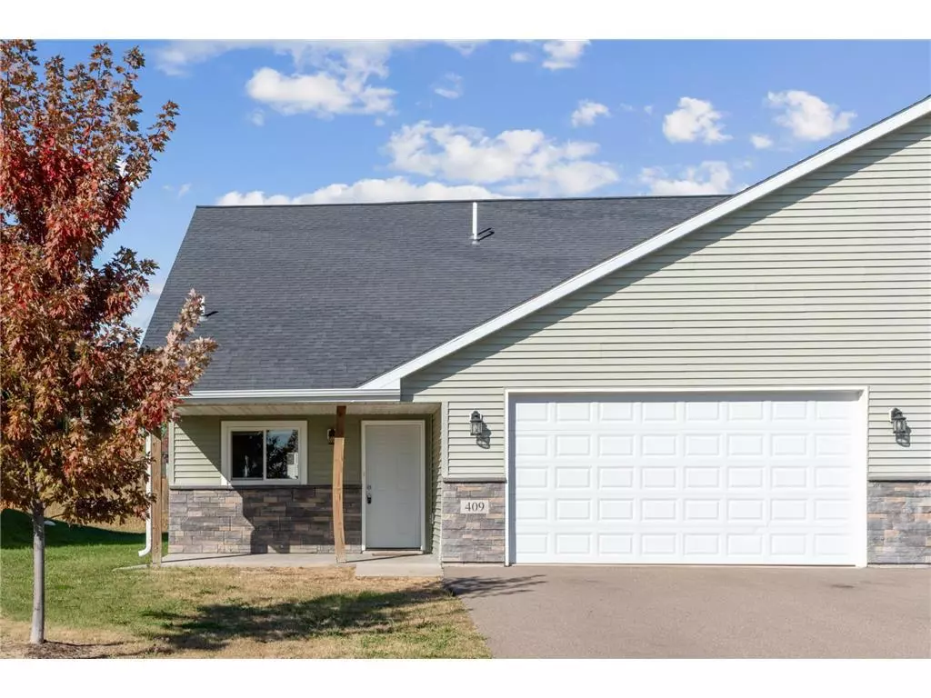 Roberts, WI 54023,409 E Cheyenne Street