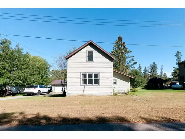 2670 & 2668 26-26 3/4 Avenue, Mikana, WI 54857