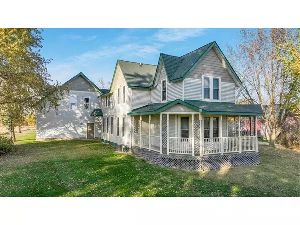 N6609 110th Street, Elmwood, WI 54740