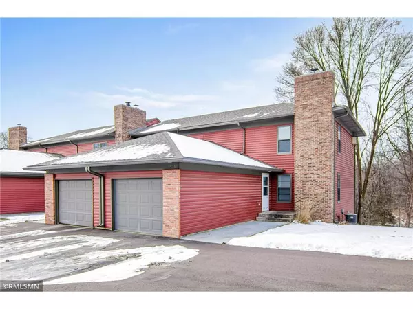 Hudson, WI 54016,531 Hunter Hill Road