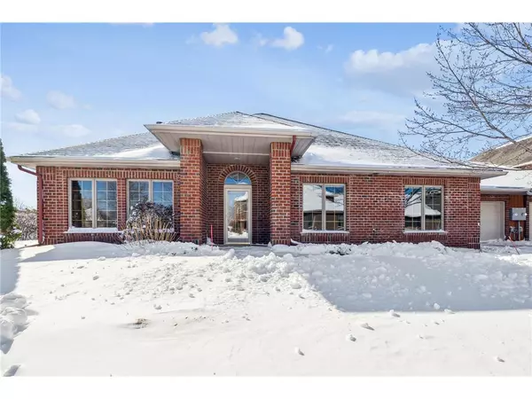 247 W Canyon Drive, Hudson, WI 54016