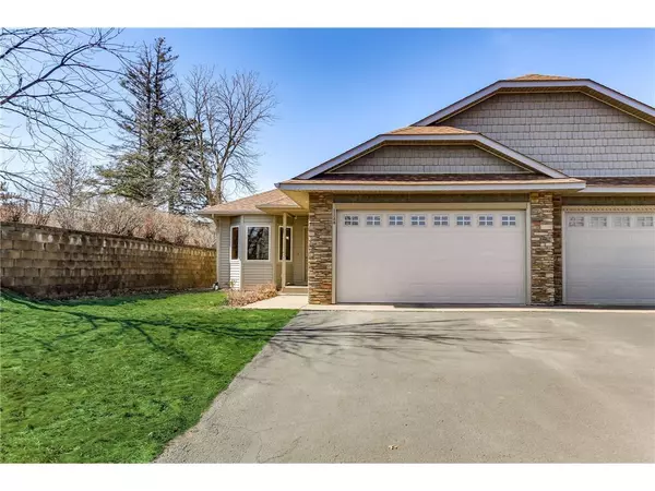 1138 W Maple Street, River Falls, WI 54022