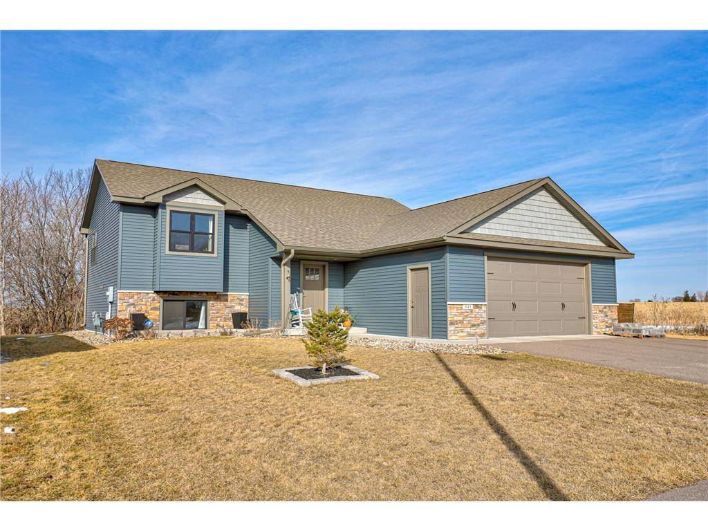 541 Prairie Road, New Richmond, WI 54017